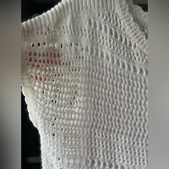 NWT Laura Petite Crochet Top with Lining - Picture 5 of 6